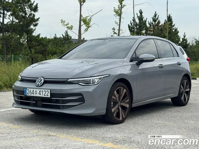 Volkswagen Golf, 2025, 12 695 км