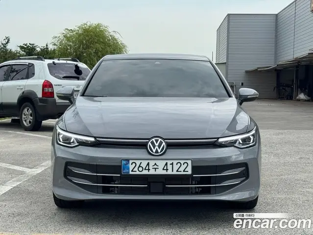 Volkswagen Golf 2025 2.0 автомат (гидро), миниатюра 3 Volkswagen Golf 2025 2.0 автомат (гидро), миниатюра 3