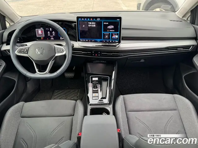 Volkswagen Golf 2025 2.0 автомат (гидро), миниатюра 7 Volkswagen Golf 2025 2.0 автомат (гидро), миниатюра 7