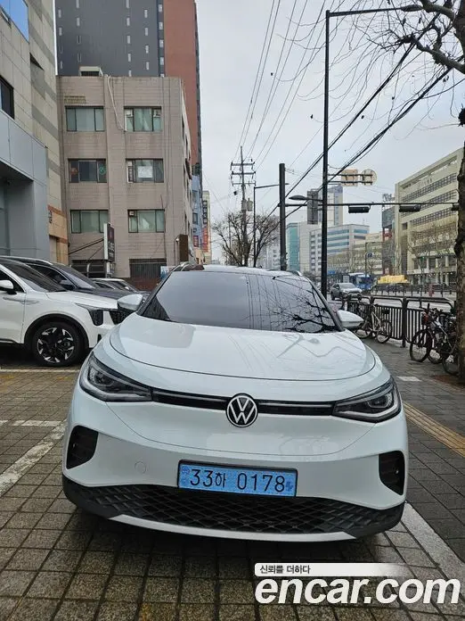 Volkswagen ID.4, 2025, 4 500 км