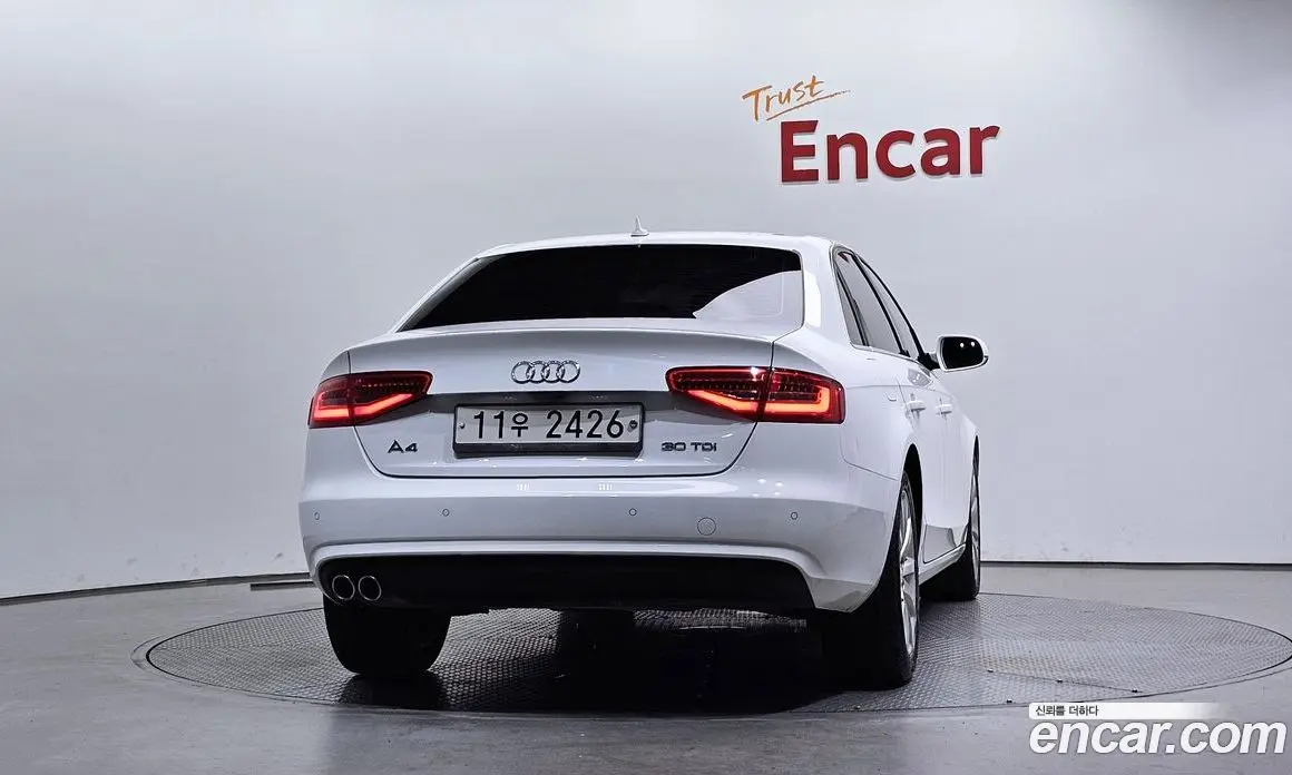 Audi A4 2015 2.0 автомат (гидро), фото 4 Audi A4 2015 2.0 автомат (гидро), фото 4