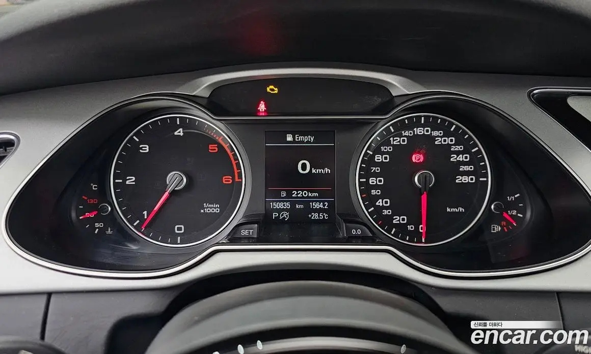 Audi A4 2015 2.0 автомат (гидро), фото 8 Audi A4 2015 2.0 автомат (гидро), фото 8