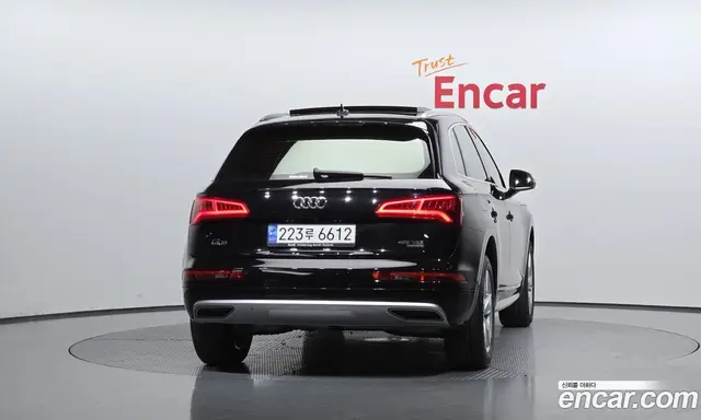Audi Q5 2020 2.0 автомат (гидро), миниатюра 4