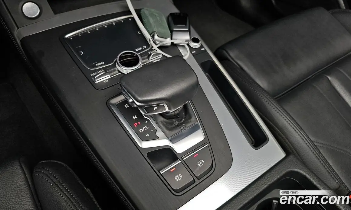 Audi Q5 2020 2.0 автомат (гидро), фото 9