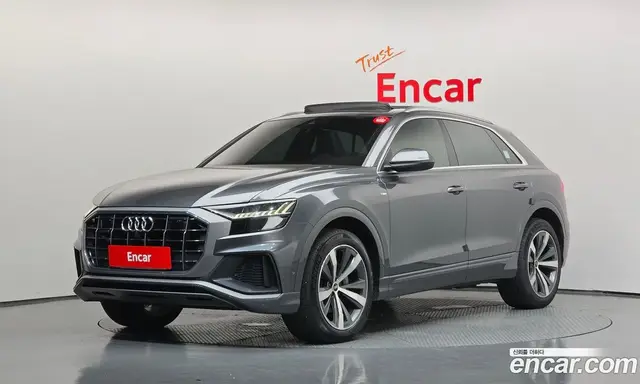 Audi Q8, 2021, 187 578 км
