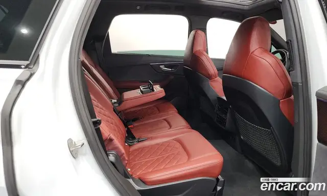 Audi SQ7 2023 4.0 автомат (гидро), миниатюра 11