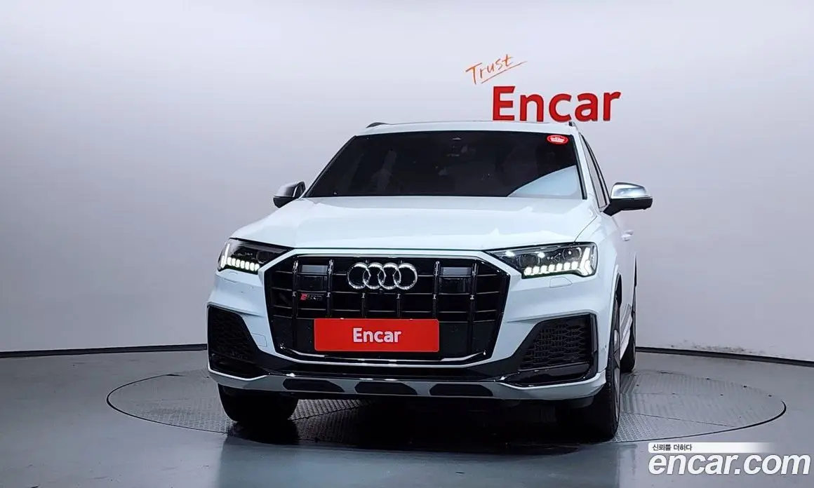 Audi SQ7 2023 4.0 автомат (гидро), фото 3