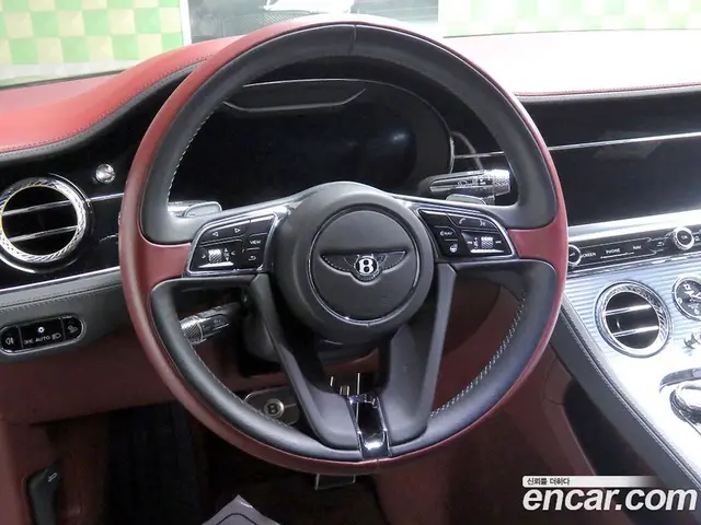Bentley Continental 2020 4.0 автомат (гидро), миниатюра 6 Bentley Continental 2020 4.0 автомат (гидро), миниатюра 6