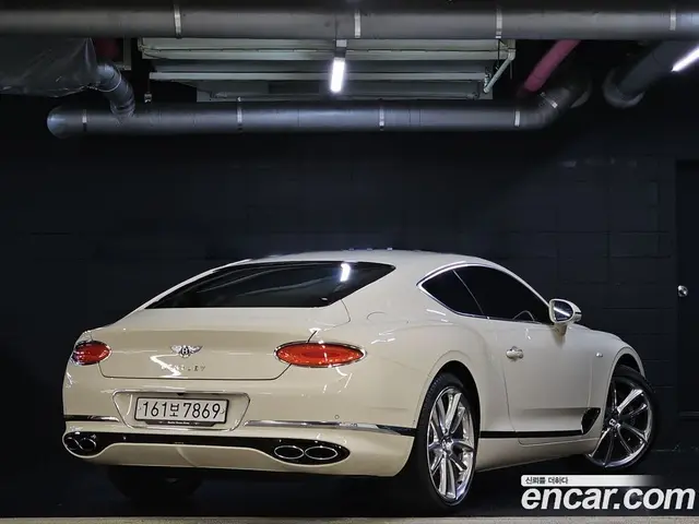Bentley Continental 2023 4.0 автомат (гидро), миниатюра 4 Bentley Continental 2023 4.0 автомат (гидро), миниатюра 4