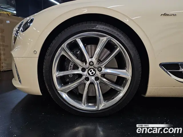 Bentley Continental 2023 4.0 автомат (гидро), миниатюра 6 Bentley Continental 2023 4.0 автомат (гидро), миниатюра 6