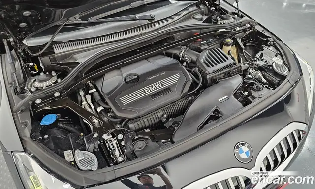 BMW 1 серия 2022 2.0 автомат (гидро), миниатюра 6
