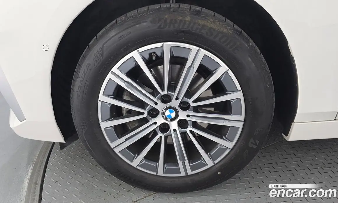 BMW 2 серия 2023 2.0 автомат (гидро), фото 5