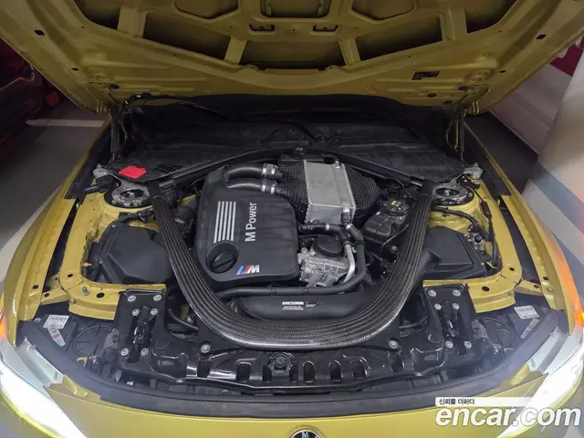 BMW M4 2016 3.0 автомат (гидро), миниатюра 6