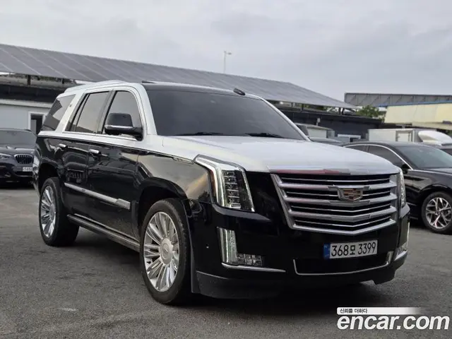 Cadillac Escalade 2019 6.2 автомат (гидро), миниатюра 2