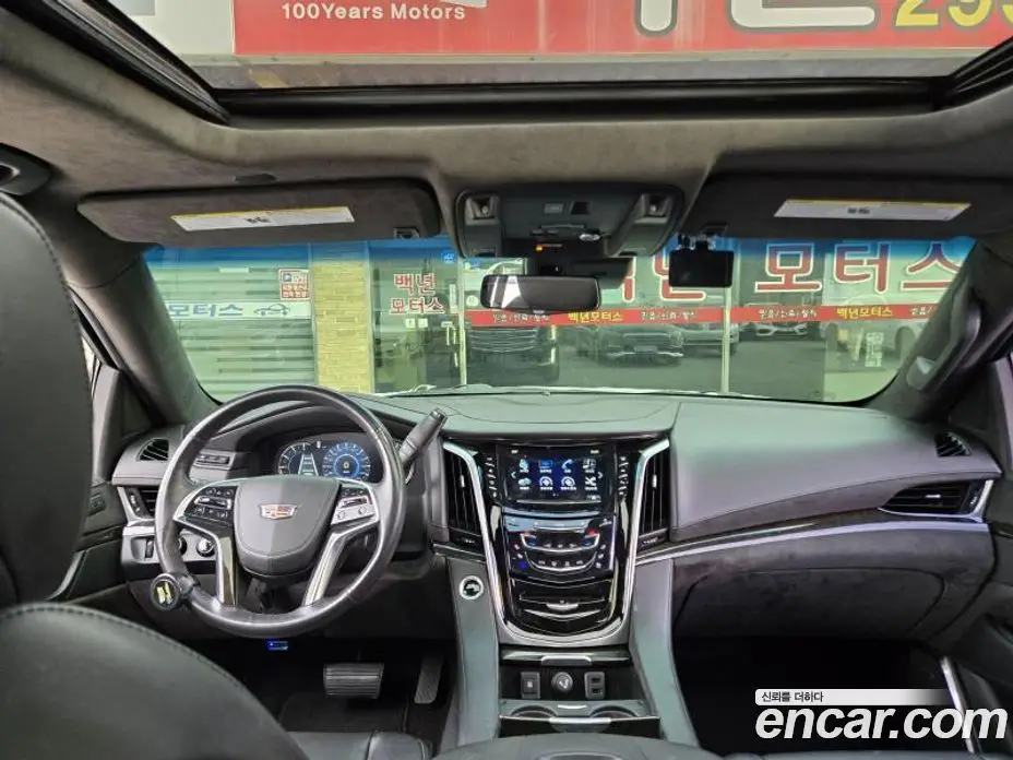 Cadillac Escalade 2019 6.2 автомат (гидро), фото 13