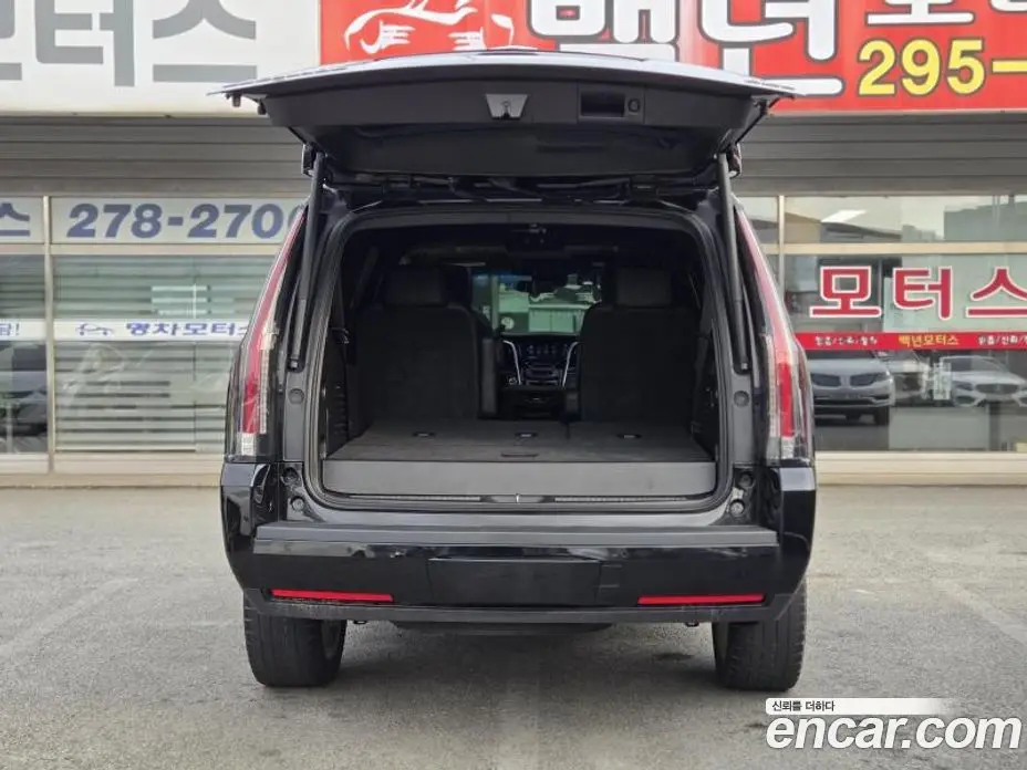 Cadillac Escalade 2019 6.2 автомат (гидро), фото 4