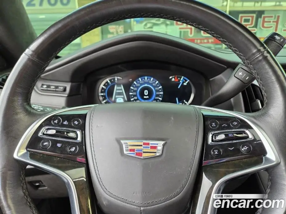 Cadillac Escalade 2019 6.2 автомат (гидро), фото 9