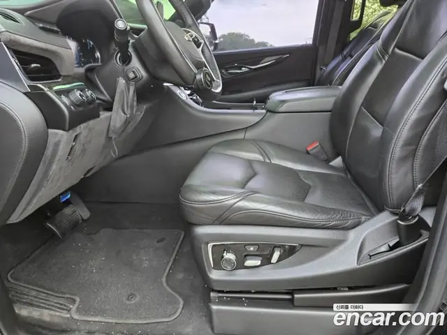 Cadillac Escalade 2019 6.2 автомат (гидро), миниатюра 10