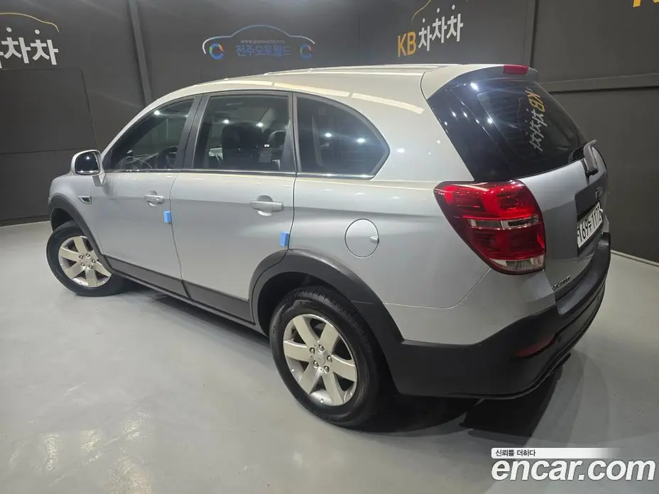 Chevrolet Captiva 2015 2.0 автомат (гидро), фото 4 Chevrolet Captiva 2015 2.0 автомат (гидро), фото 4