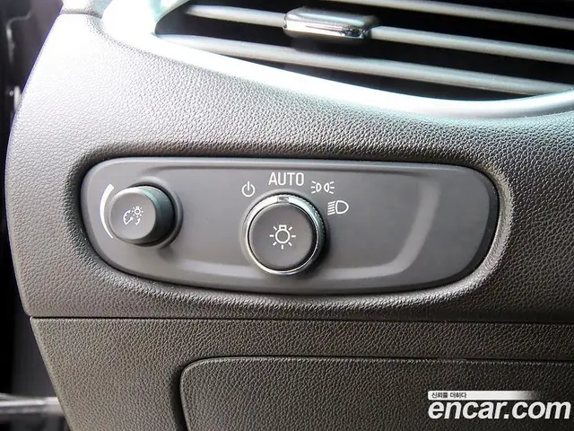 Chevrolet Malibu 2020 1.3 автомат (гидро), миниатюра 12