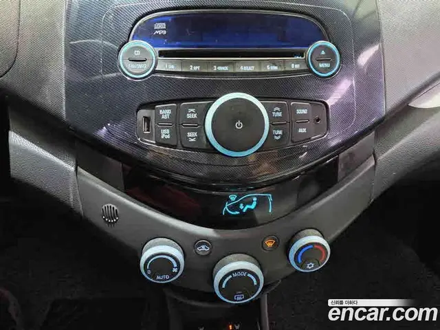Chevrolet Spark 2011 1.0 автомат (гидро), миниатюра 11 Chevrolet Spark 2011 1.0 автомат (гидро), миниатюра 11