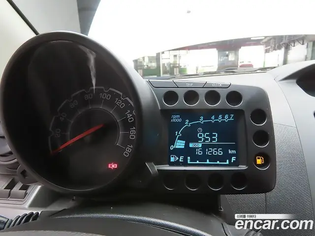 Chevrolet Spark 2012 1.0 автомат (гидро), миниатюра 6 Chevrolet Spark 2012 1.0 автомат (гидро), миниатюра 6