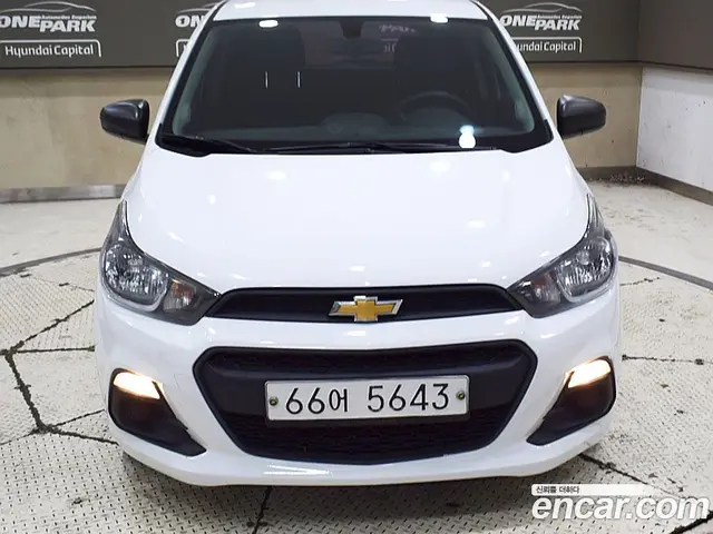 Chevrolet Spark 2015 1.0 автомат (гидро), миниатюра 2