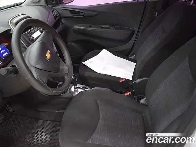 Chevrolet Spark 2015 1.0 автомат (гидро), миниатюра 12
