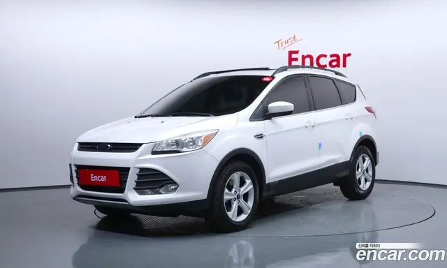 Ford Escape, 2015, 146 338 км