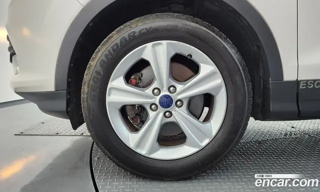 Ford Escape 2015 2.0 автомат (гидро), миниатюра 5