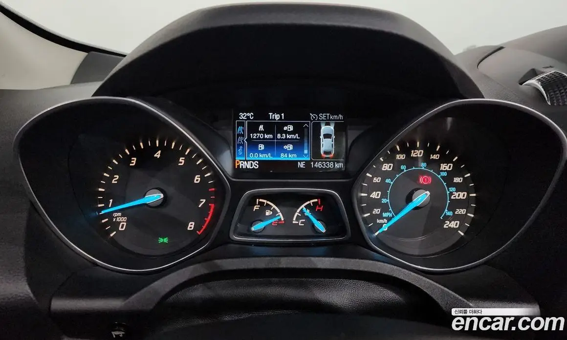 Ford Escape 2015 2.0 автомат (гидро), фото 8