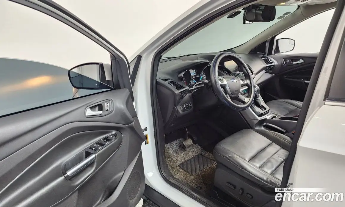 Ford Escape 2015 2.0 автомат (гидро), фото 10