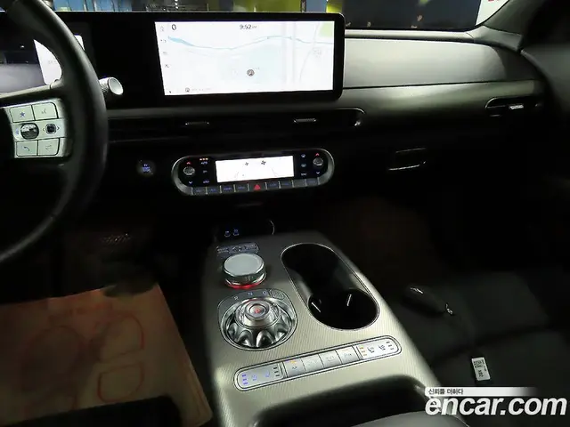 Genesis GV60 2022 0.1 автомат (гидро), миниатюра 9 Genesis GV60 2022 0.1 автомат (гидро), миниатюра 9