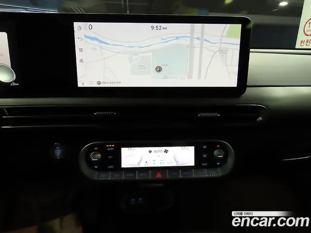 Genesis GV60 2022 0.1 автомат (гидро), миниатюра 10 Genesis GV60 2022 0.1 автомат (гидро), миниатюра 10