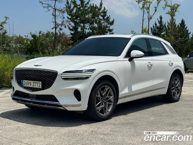 Genesis GV70, 2021, 62 200 км