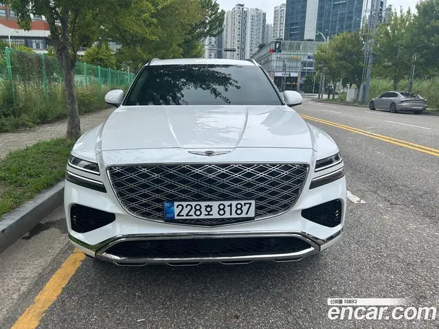 Genesis GV80, 2025, 12 301 км