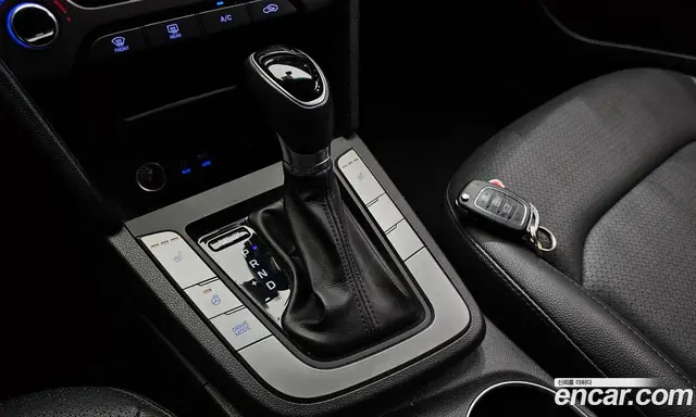 Hyundai Avante 2016 1.6 автомат (гидро), миниатюра 9 Hyundai Avante 2016 1.6 автомат (гидро), миниатюра 9