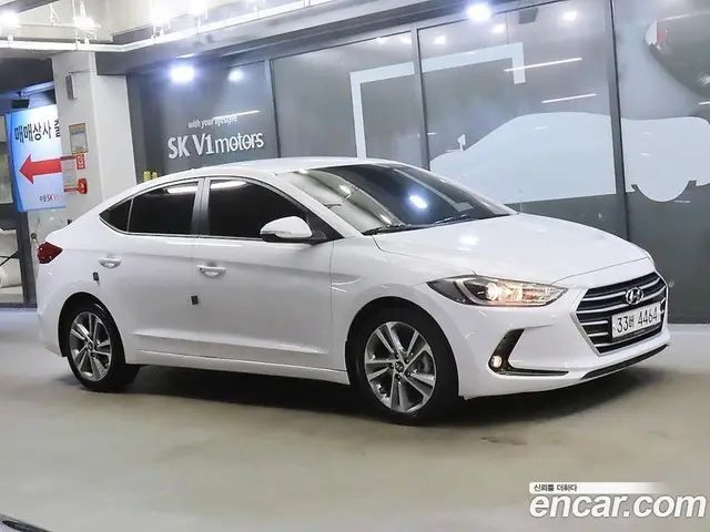 Hyundai Avante, 2017, 5 924 км