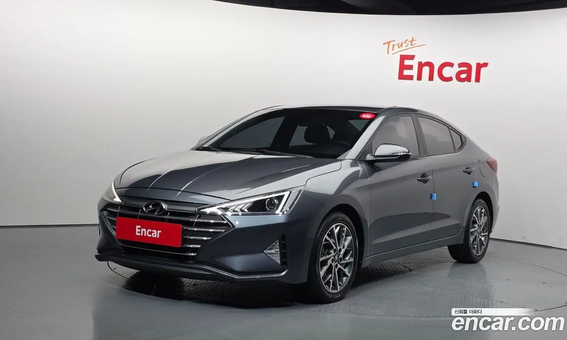 Hyundai Avante 2019 1.6 автомат (гидро), фото 1 Hyundai Avante 2019 1.6 автомат (гидро), фото 1