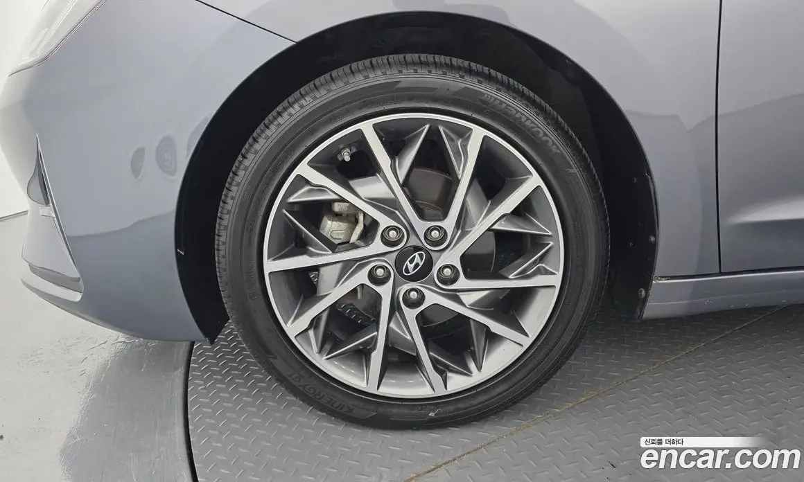 Hyundai Avante 2019 1.6 автомат (гидро), фото 5 Hyundai Avante 2019 1.6 автомат (гидро), фото 5