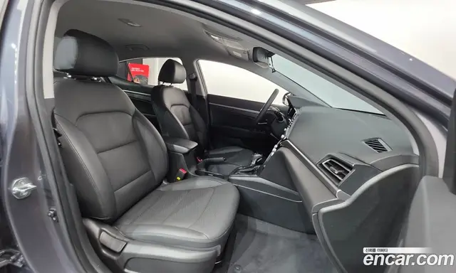 Hyundai Avante 2019 1.6 автомат (гидро), миниатюра 10 Hyundai Avante 2019 1.6 автомат (гидро), миниатюра 10