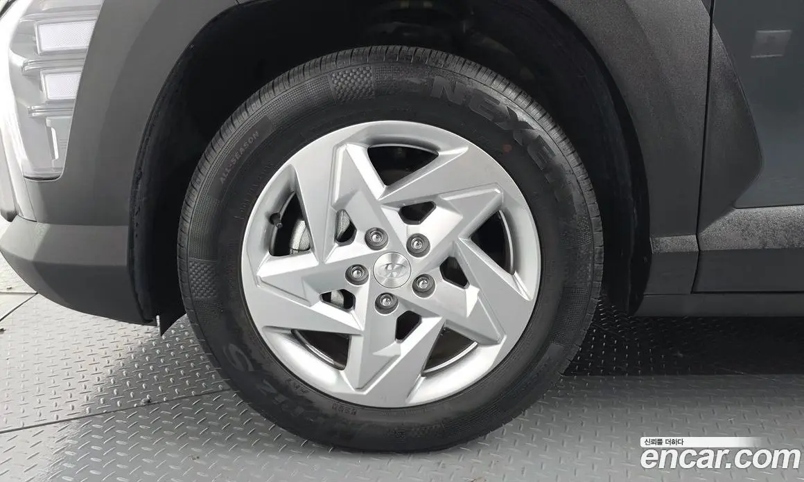 Hyundai Kona 2024 1.6 автомат (гидро), фото 5 Hyundai Kona 2024 1.6 автомат (гидро), фото 5