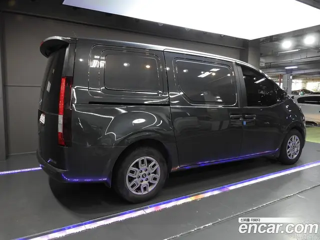 Hyundai Staria 2024 3.5 автомат (гидро), миниатюра 2 Hyundai Staria 2024 3.5 автомат (гидро), миниатюра 2