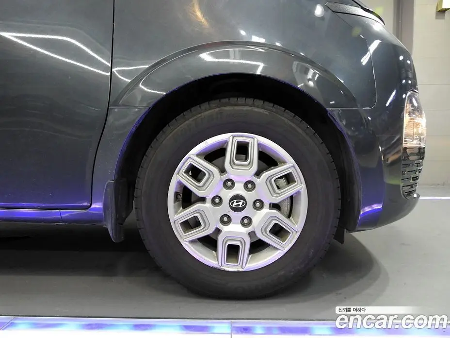 Hyundai Staria 2024 3.5 автомат (гидро), фото 5 Hyundai Staria 2024 3.5 автомат (гидро), фото 5