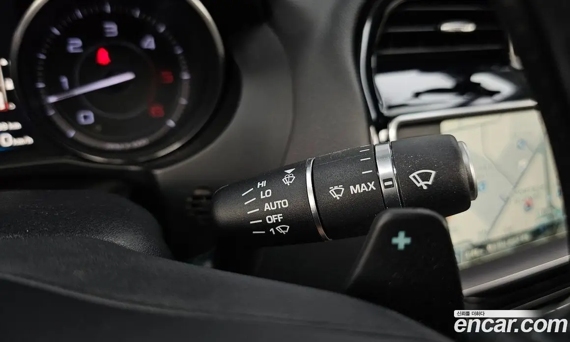 Jaguar XE 2015 2.0 автомат (гидро), фото 18 Jaguar XE 2015 2.0 автомат (гидро), фото 18