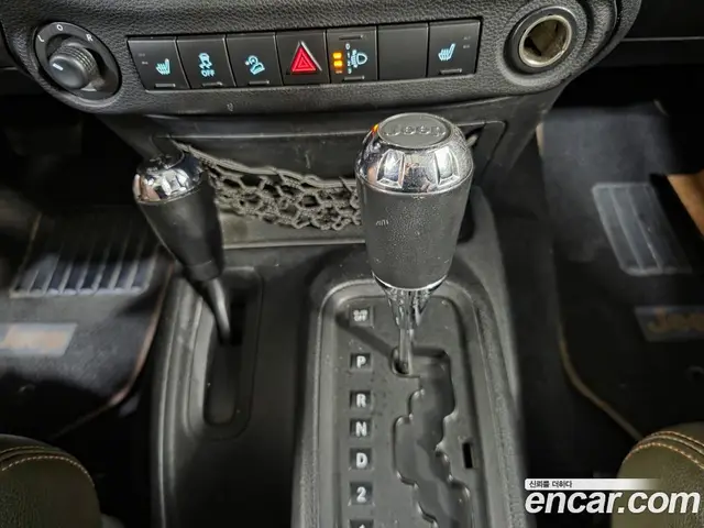 Jeep Wrangler 2011 3.8 автомат (гидро), миниатюра 9 Jeep Wrangler 2011 3.8 автомат (гидро), миниатюра 9