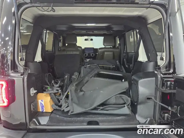 Jeep Wrangler 2011 3.8 автомат (гидро), миниатюра 10 Jeep Wrangler 2011 3.8 автомат (гидро), миниатюра 10