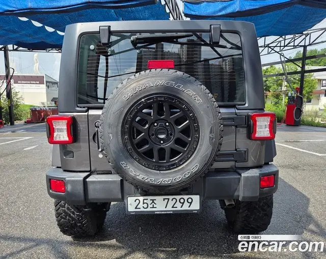 Jeep Wrangler 2017 3.6 автомат (гидро), миниатюра 2