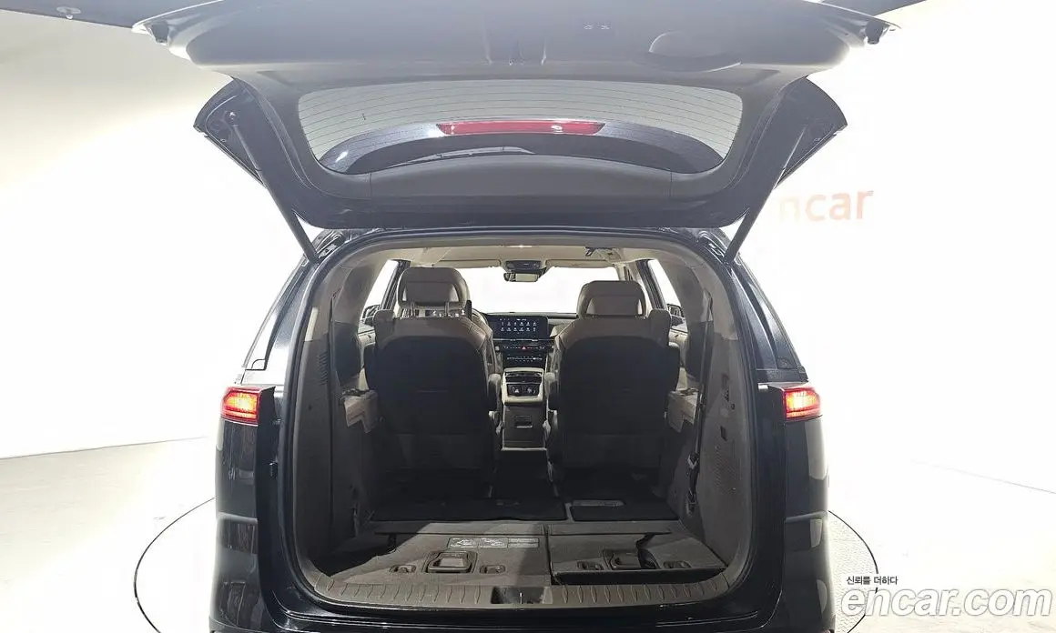 Kia Carnival 2021 2.2 автомат (гидро), фото 20 Kia Carnival 2021 2.2 автомат (гидро), фото 20