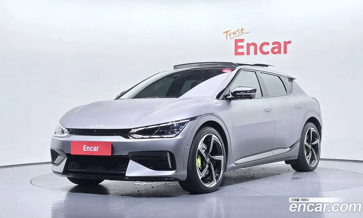 Kia EV6 2023 автомат (гидро), фото 1 Kia EV6 2023 автомат (гидро), фото 1